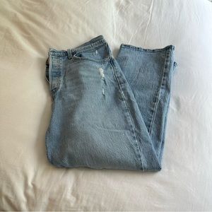 Levi’s Ribcage Straight Ankle Jeans